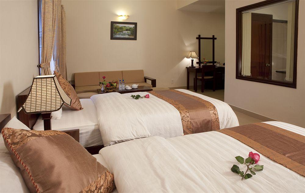 Alba Hotel Hué Extérieur photo